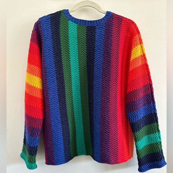 Alice + Olivia Dessie Rainbow Sweater - Picture 6 of 12
